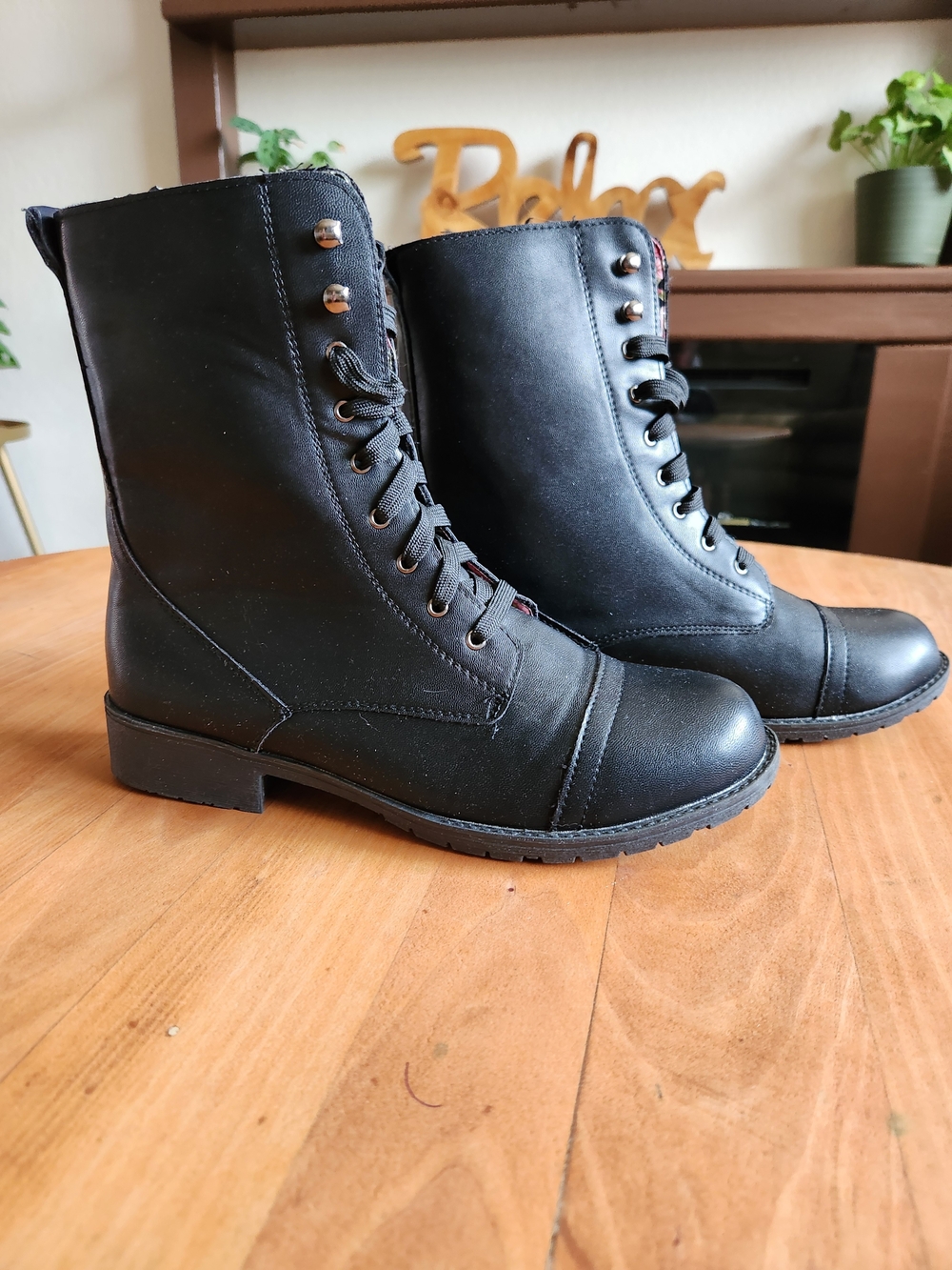 Classic Black Lace-Up Women's Combat Boots